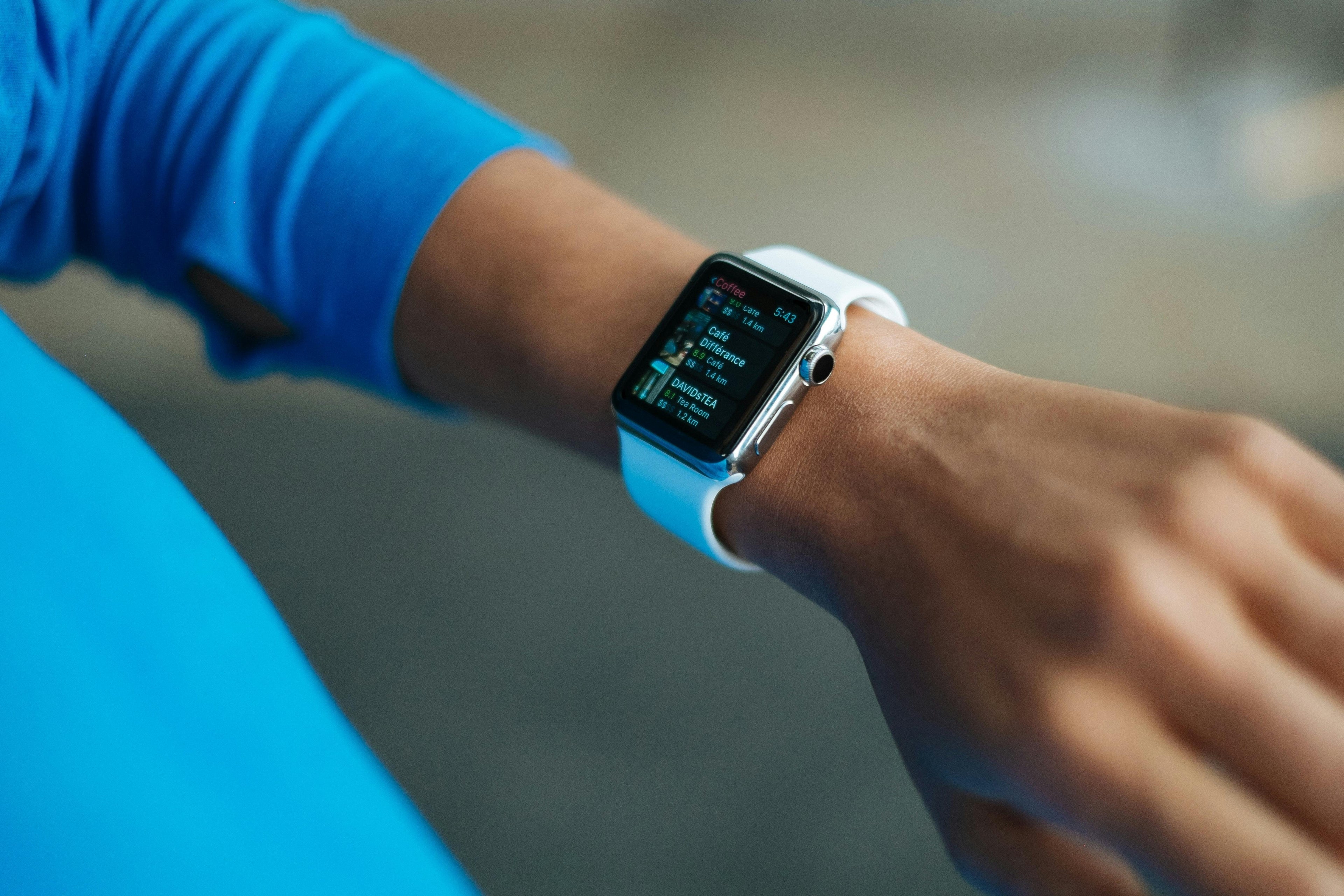 Slimme Horloge en smart lampen – Bluetooth Smartwatch met Hartslagmeter – Zwart